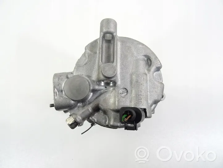 Volkswagen Polo VI AW Ilmastointilaitteen kompressorin pumppu (A/C) 3Q0816803D