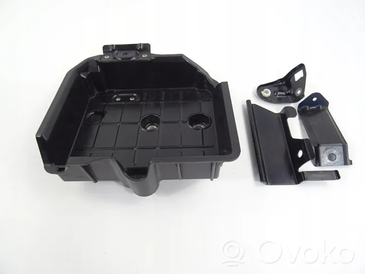 Toyota C-HR Support boîte de batterie 74404-02800