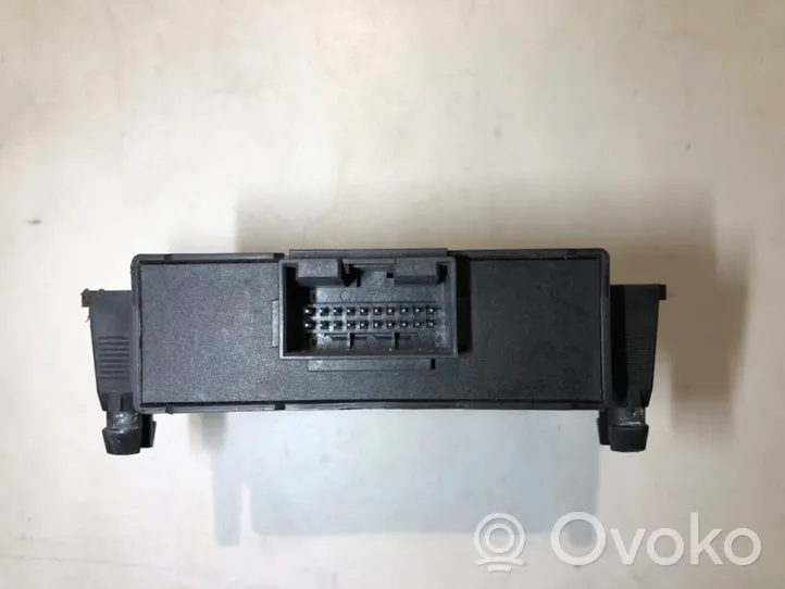 Volkswagen Tiguan Moduł sterowania Gateway 1K0907530R