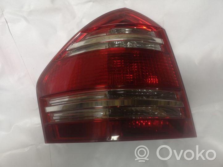 Mercedes-Benz GL X164 Galinis žibintas kėbule A1648200564