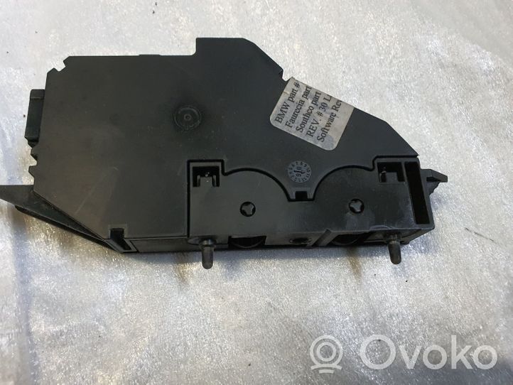 BMW X5 E70 Serrure de boîte à gants 7161766