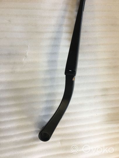 Dodge Challenger Front wiper blade arm 68044161AB