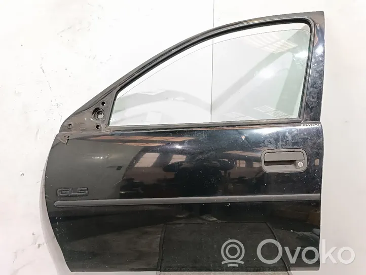 Opel Corsa B Porte avant 