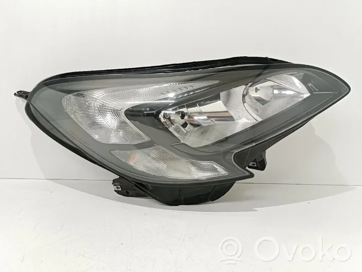 Opel Corsa E Faro/fanale 