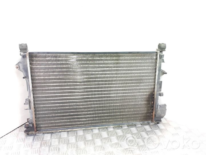 Opel Signum Dzesēšanas šķidruma radiators 