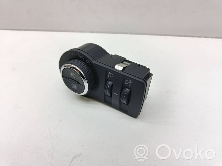 Opel Astra J Light switch 13268703