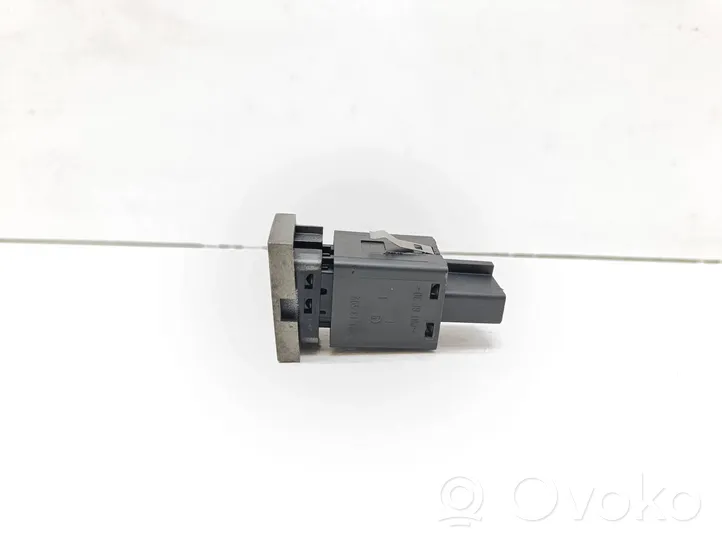 Opel Signum Parking (PDC) sensor switch 13138264