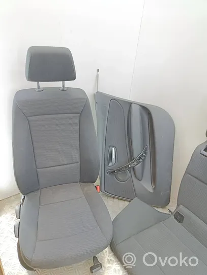 BMW 1 E81 E87 Juego interior 