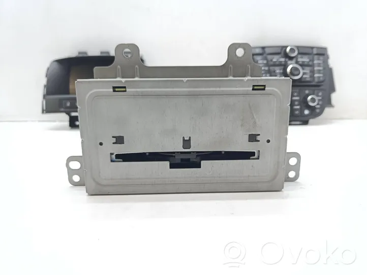 Opel Astra J Radio/CD/DVD/GPS-pääyksikkö 13337253