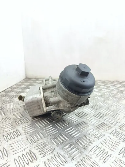 Opel Astra J Radiatore dell’olio del motore 5989070291