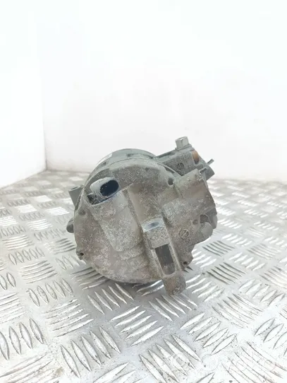Volkswagen Golf V Ilmastointilaitteen kompressorin pumppu (A/C) 1K0820859