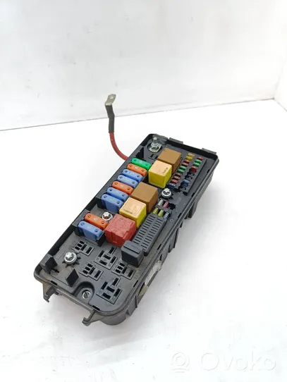 Opel Vectra C Fuse module 13144709