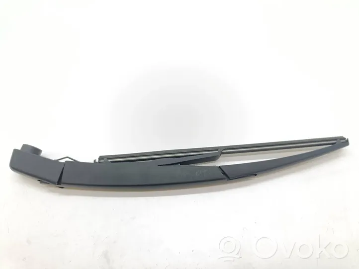 Opel Insignia A Rear wiper blade arm 