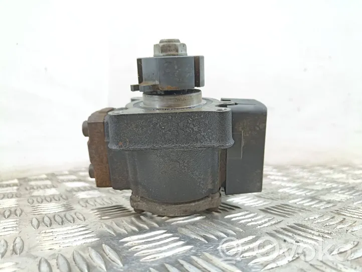 Volkswagen PASSAT B7 Fuel injection high pressure pump 03L130755H