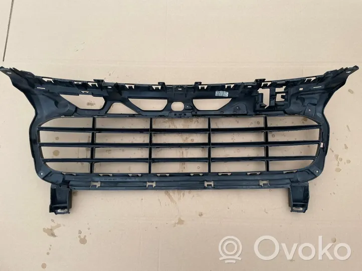 Porsche Cayenne (92A) Maskownica / Grill / Atrapa górna chłodnicy 7P5807683