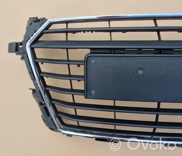 Audi TT TTS RS Mk3 8S Grille de calandre avant 8S0853651