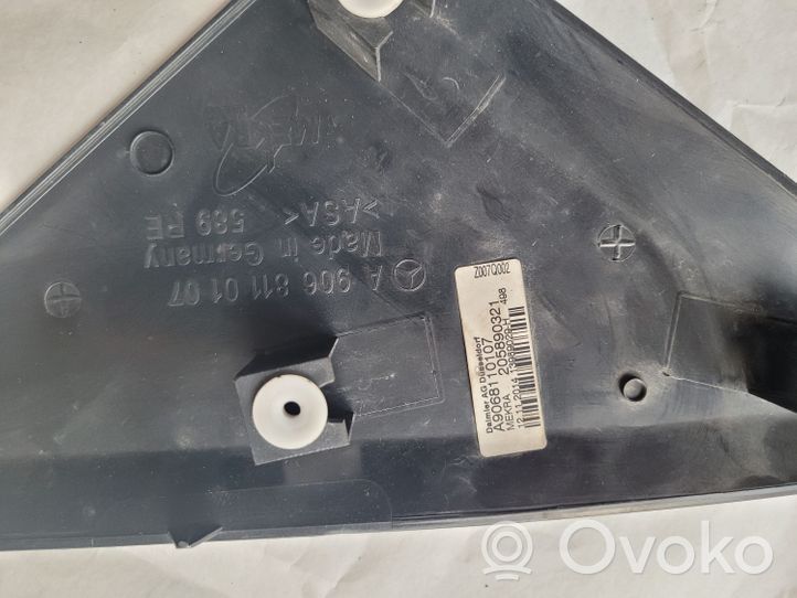 Mercedes-Benz Sprinter W906 Copertura in plastica per specchietti retrovisori esterni A9068110007