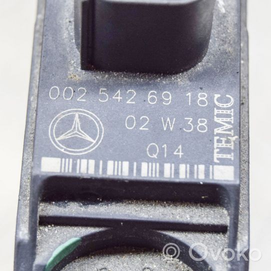 Mercedes-Benz SL R230 Turvatyynyn törmäysanturi 0025426918