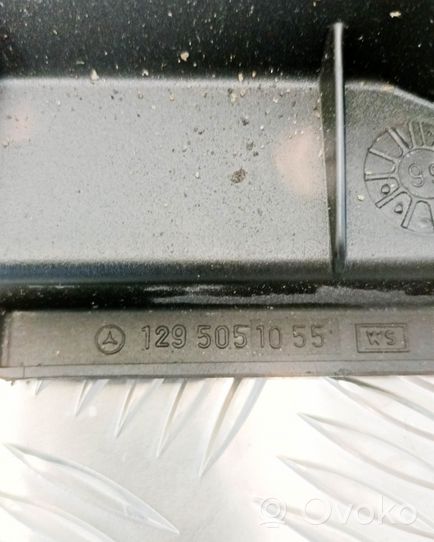 Mercedes-Benz SL R129 Jäähdyttimen jäähdytinpuhaltimen suojus 1295051055