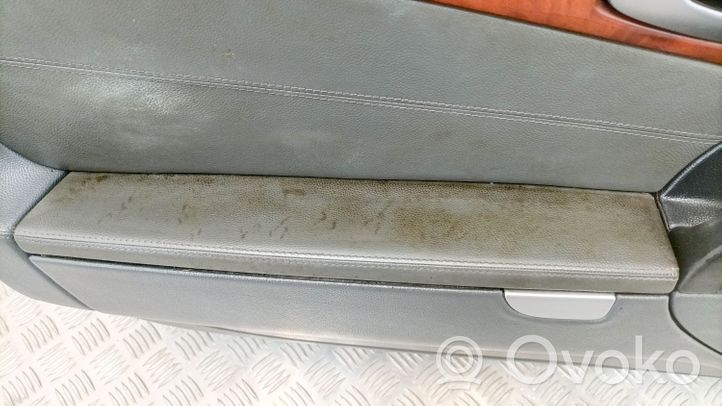 Mercedes-Benz SL R230 Etuoven verhoilu A2307202570