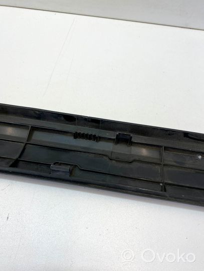 Mercedes-Benz SL R129 Radiatoru paneļa augšējā daļa (televizors) 1295050388