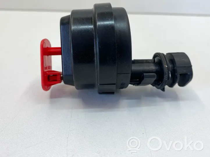 Mercedes-Benz SL R129 Serratura del tappo del serbatoio del carburante A1298002075