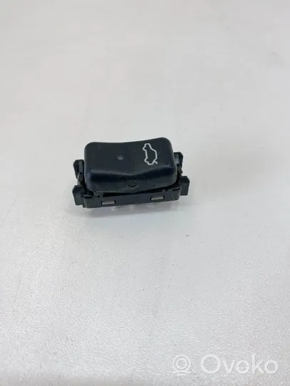 Mercedes-Benz SL R129 Takaluukun avauskytkimen painike/kytkin 1298212751