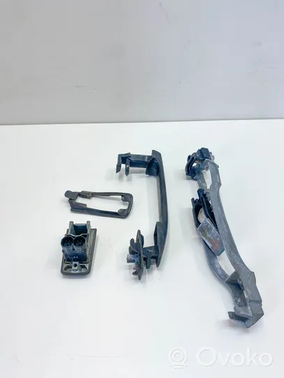 Mercedes-Benz SL R129 Maniglia esterna per portiera anteriore A1297660001