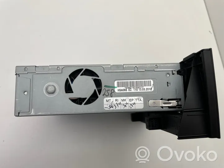 Audi A5 8T 8F Radio/CD/DVD/GPS-pääyksikkö 8R1035666A