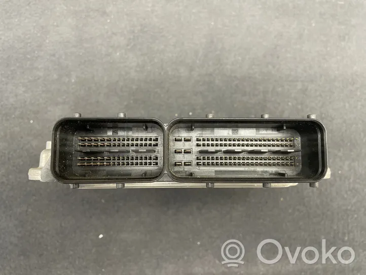 Audi A4 S4 B7 8E 8H Sterownik / Moduł ECU 03G906016GN