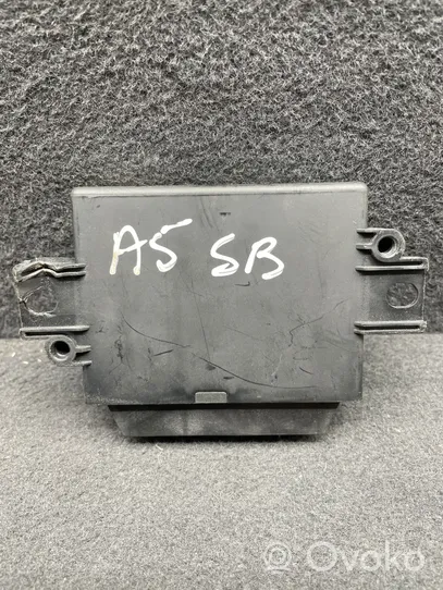 Audi A5 8T 8F Pysäköintitutkan (PCD) ohjainlaite/moduuli 8K0919475T