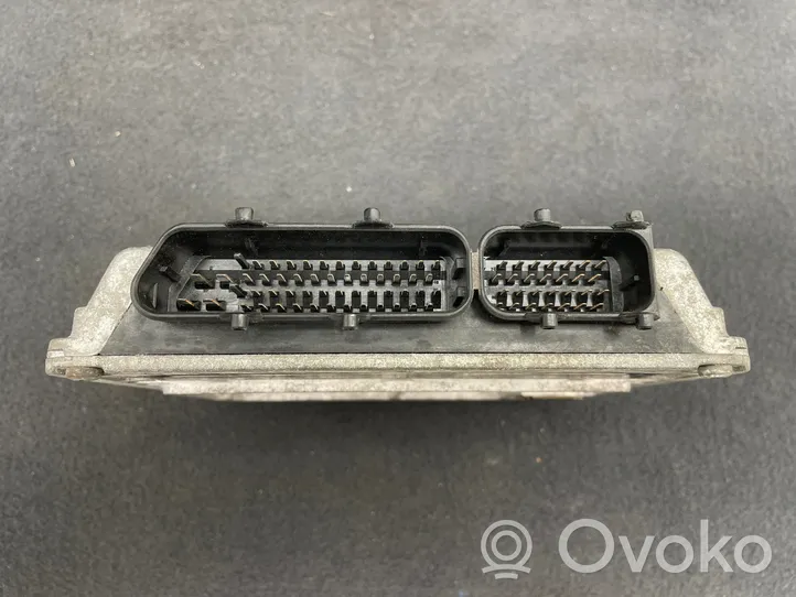 Audi A3 S3 8P Sterownik / Moduł ECU 06A906019BG