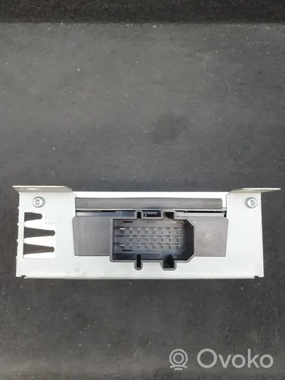 Audi A4 S4 B6 8E 8H Amplificateur de son 8E5035223