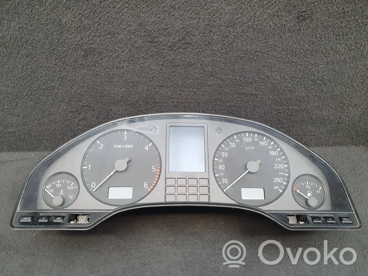 Audi A8 S8 D2 4D Speedometer (instrument cluster) 4D0919033AE
