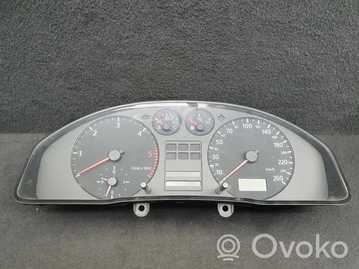 Audi A4 S4 B5 8D Compteur de vitesse tableau de bord 8D0919861F