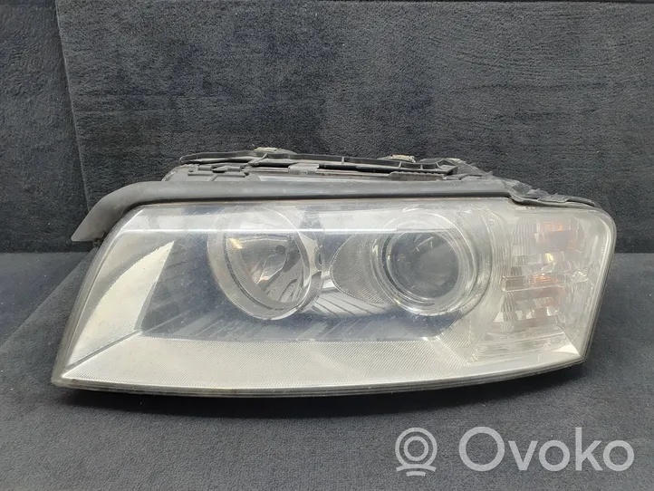 Audi A8 S8 D3 4E Lampa przednia 4E0941029CG