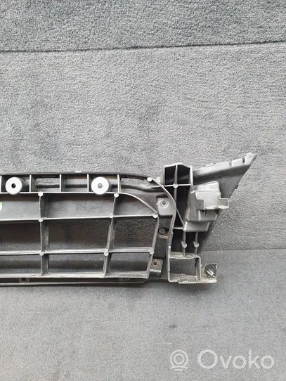 Audi A7 S7 4G Panel mocowania chłodnicy 4G8807233C