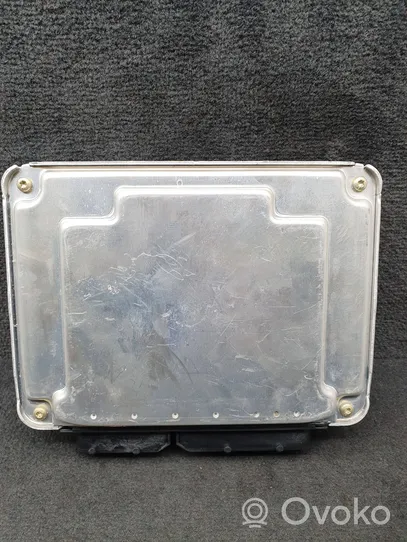 Audi A4 S4 B6 8E 8H Sterownik / Moduł ECU 8E0907401D