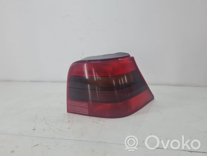 Volkswagen Golf IV Lampa tylna 