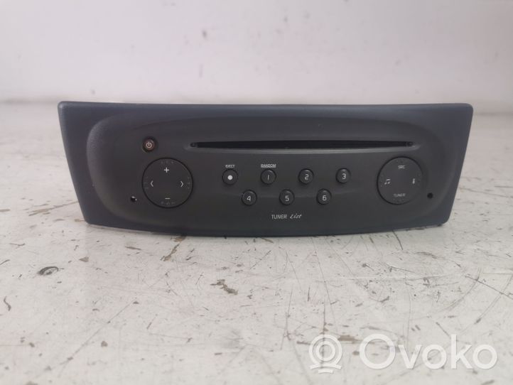 Renault Scenic I Radio/CD/DVD/GPS-pääyksikkö 22DC279