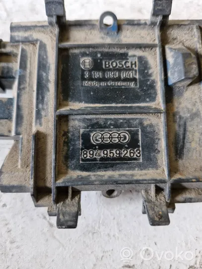 Audi 80 90 B2 Lämpöpuhaltimen moottorin vastus 893959263