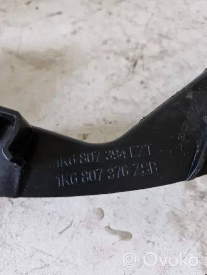 Volkswagen Golf V Staffa angolare del supporto di montaggio del paraurti 1K6807376