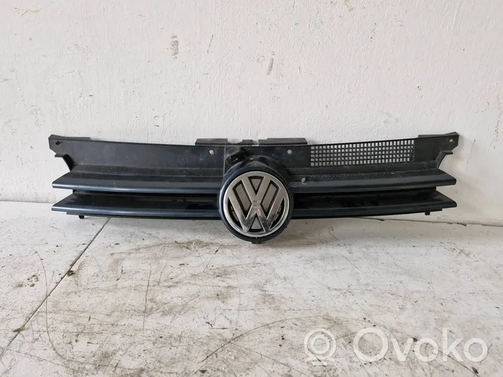 Volkswagen Golf IV Griglia anteriore 