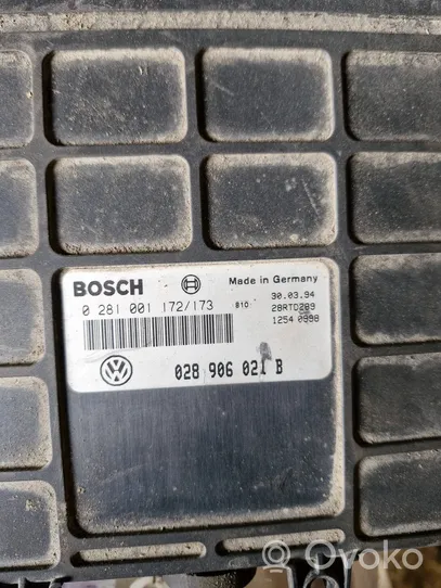Volkswagen Golf III Variklio valdymo blokas 028906021B