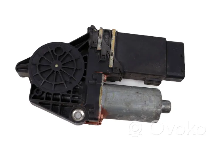 Skoda Octavia Mk1 (1U) Motorino alzacristalli della portiera anteriore 101446203