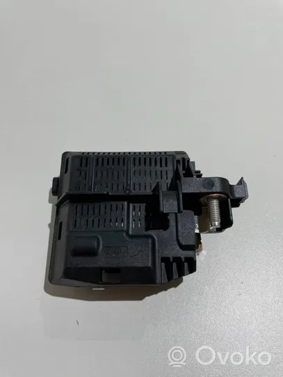 Mercedes-Benz GLE (W166 - C292) Fuse module A1669067701