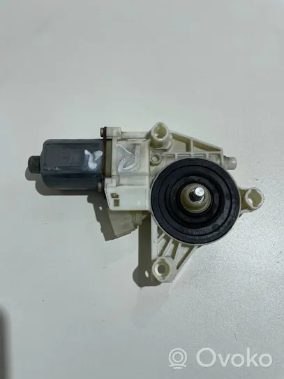 Mercedes-Benz ML W166 Moteur de lève-vitre de porte avant A1669060201