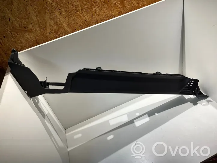 Audi Q8 Dolny panel schowka koła zapasowego 4M8863527