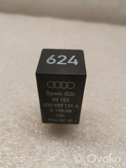 Audi A8 S8 D2 4D Relè luci interne 4D0907131A