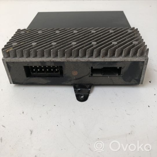 BMW 7 E38 Amplificatore 8361785